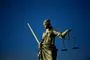 En statue af Justitia
