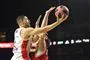 basketballspiller i aktion