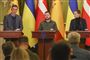 Spaniens premierminister, Pedro Sanchéz, den ukrainske præsident, Volodymyr Zelenskyj, og statsminister Mette Frederiksen (S) holdt torsdag fælles pressemøde i Kyiv.