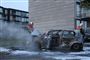 Brandvæsnet var hurtigt fremme på stedet ved alle brande, men bilen udbrændte på stedet.