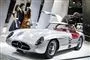 gammel mercedes vises frem