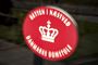 politiskilt uden for retssal