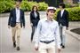 ung mand med studenterhue