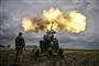 artilleri skyder mod russiske stillinger 