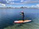 kvinde på paddle board