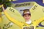 Jonas Vingegaard blev besejret af Tadej Pogacar i kampen om sejren på 17. etape i Touren, men samlet er danskeren fortsat i front.