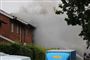 voldsom røg fra brand i villa