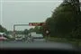 en lang kø på en motorvej