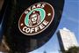 skilt foran starbucks-kopi i Rusland med navnet stars coffee