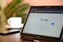 en tablet med Google-startside