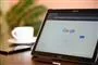 en tablet med Google-startside