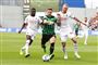 Simon Kjær (til højre) var tilbage for AC Milan efter ni måneders skadespause. Han startede i midterforsvaret på udebane mod Sassuolo ved siden af Fikayo Tomori (til venstre.