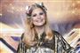 Sofie Linde i rollen som vært på X Factor