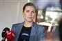 Mette Frederiksen taler på pressemøde