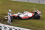 Mick Schumacher kørte galt og fik skader på sin Haas-bil.