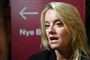 Pernille Vermund står og taler