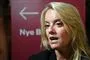Pernille Vermund står og taler