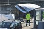 Et smadret busstoppeskilt