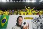 fans hylder pele