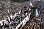 fans hylder fodboldspillere 
