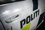 politi-logo på politibil