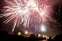Det er ulovligt at tage fyrværkeri med hjem til Danmark, som man har købt i udlandet, og det samme gælder at bestille fyrværkeri fra udenlandske hjemmesider. Toldstyrelsen har i år beslaglagt rekordmeget fyrværkeri. (Arkivfoto).