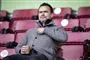 Marc Overmars  på tribunen