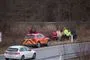 Bil på hoved i grøft