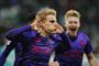 fodboldspiller jubler efter scoring