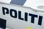 politibil med påskriften politi