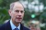Prins Edward uden for