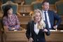 Pernille Vermund (NB) er klar over, at vælgerne kan have svært ved at forstå, hvad der sker i Nye Borgerlige i øjeblikket.