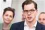 Alex Vanopslagh ser alvorlig ud