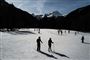 Dødstallet er steget til seks personer, efter en lavine søndag ramte i nærheden af det franske skisportssted Les Contamines Montjoie. Eftersøgningen efter flere ofre er nu indstillet. (Arkivfoto).