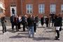 mennesker foran retten