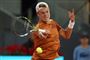 tennisspiller i aktion på banen