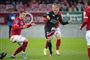 fodboldspillere i aktion