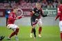 fodboldspillere i aktion