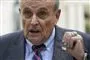Rudy Giuliani taler til pressen