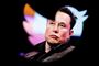 Elon Musk ser sur ud