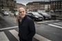 Jes Dorph Petersen i et fodgængeroverfelt 