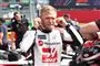 Kevin Magnussen græde smiler