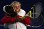 Wozniacki til tops i damedouble