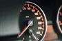 speedometer i bil 