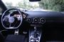En bil indeni