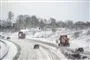 trafik på snedækket motorvej