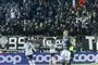 fodboldspillere i aktion