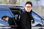 Den sydkoreanske skuespiller Lee Sun-kyun ankommer på dette billede til en politistation i Sydkoreas hovedstad, Seoul. Han er onsdag blevet fundet død i en bil. (Arkivfoto).