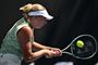 Clara Tauson slog til på de rigtige tidspunkter, da hun spillede sig videre til anden runde ved Australian Open.