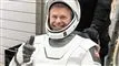 en astronaut giver tomlen op